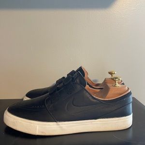 Nike men’s Velcro Janoski sz 11